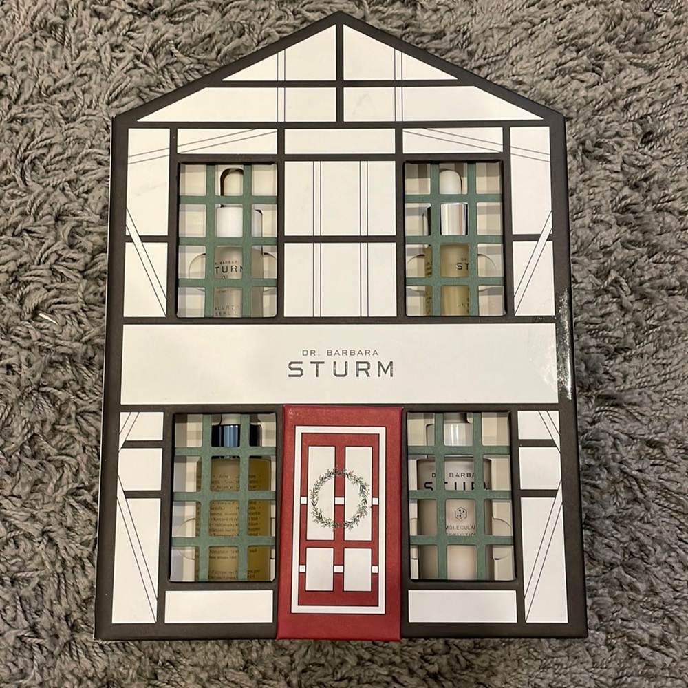 BRAND NEW Barbara Sturm Serum Holiday Set
